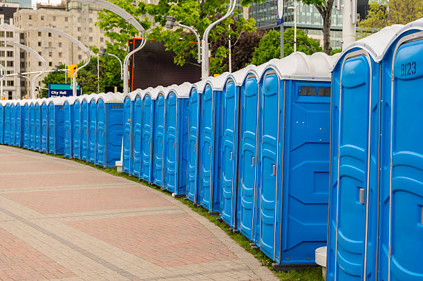Best Portable Toilet Rental for Emergency Services  in Tieton, WA
